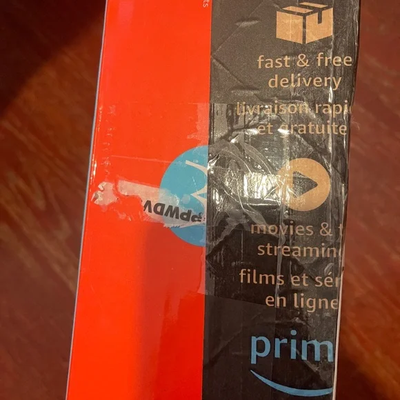 Motorola AC1900 WiFi Router with Modem - Picture 4 of 7